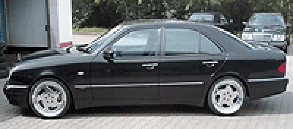 Mercedes Benz E 55 AMG