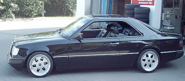 Mercedes Benz W124 Coupe