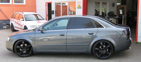 AUDI A 4 8E